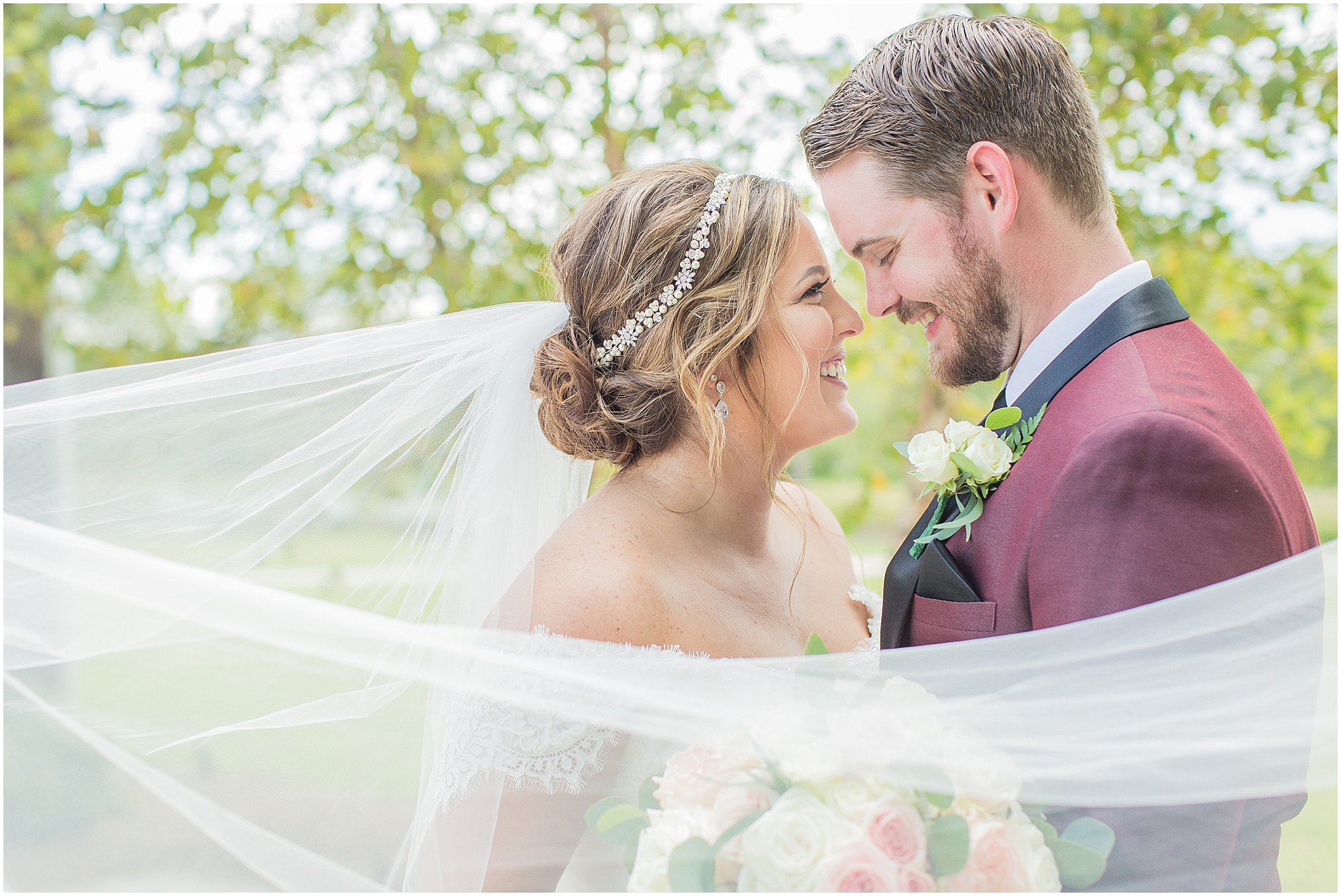 Mississippi fall wedding at Bridlewood of Madison